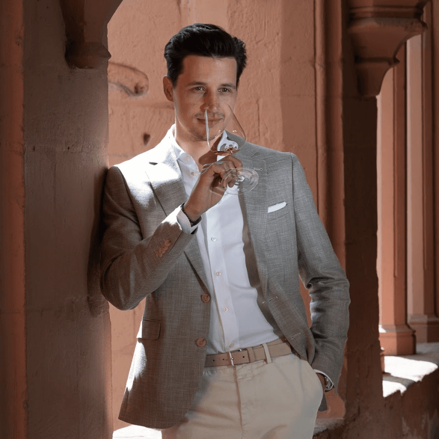 Porträt von Johannes, Partner für VINECON bei VINECON